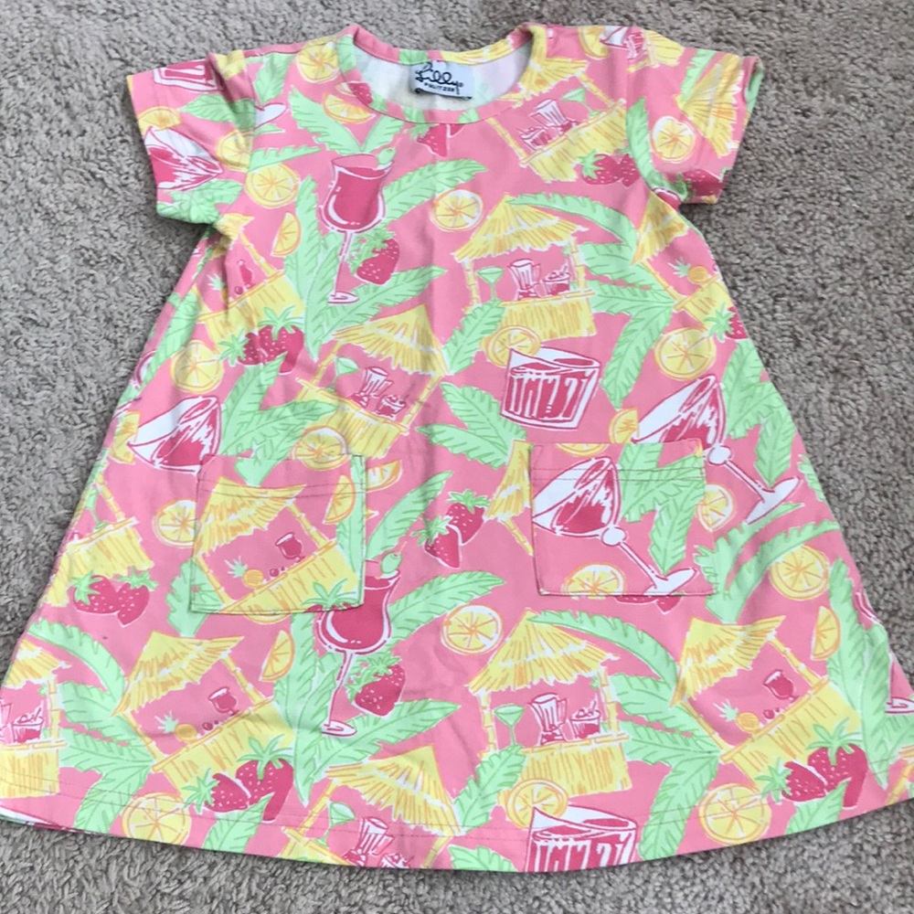 White tag tiki bar girls dress size 6/7 definitely